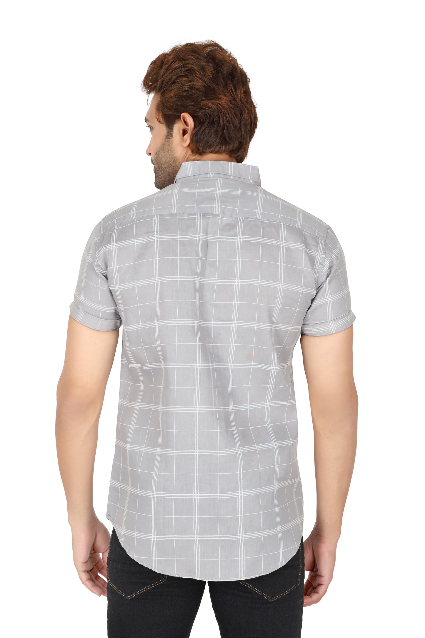 Men's casual half-sleeve checked shirt in a regular fit with a spread collar. The shirt is wrinkle-free and designed for comfort.